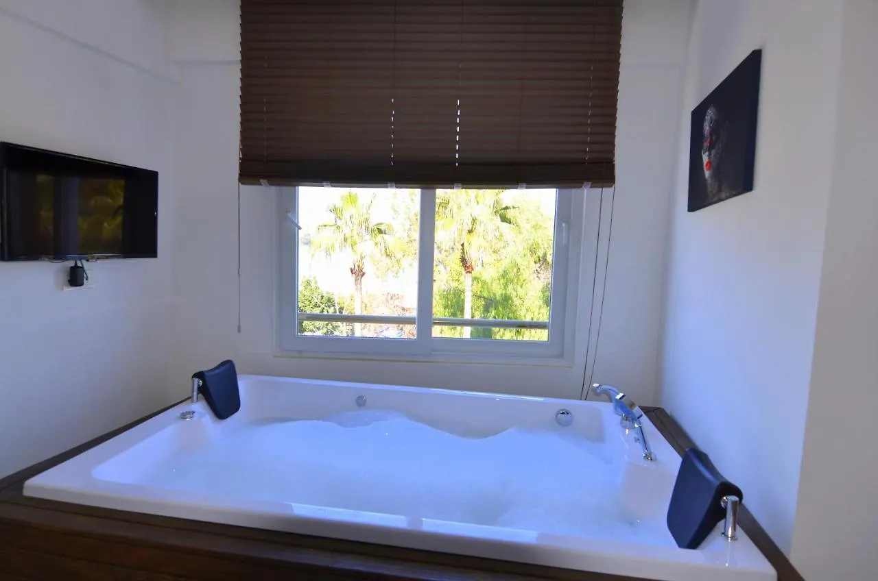 Fethiye Sea View Suites 0*,